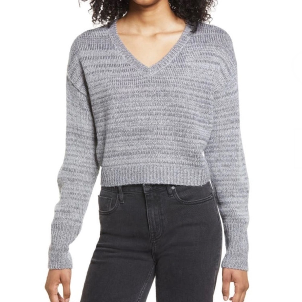 New BP. V-Neck Crop Sweater size large